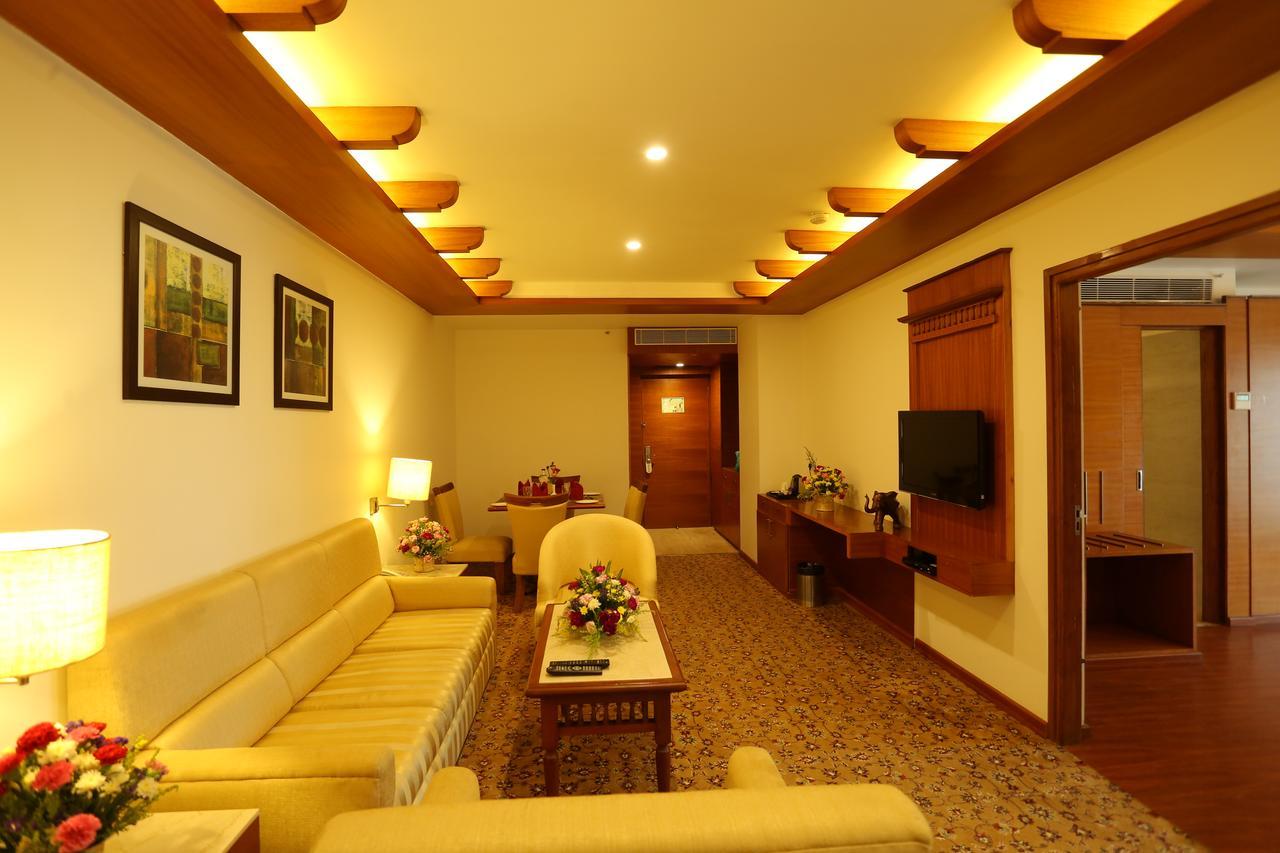 Sivaraj Inn Salem Ngoại thất bức ảnh